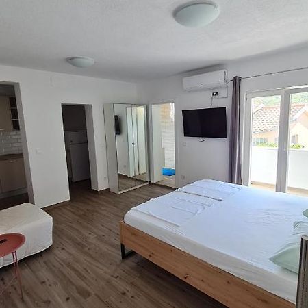 Apartmani Mlinar - Studio Apartment Grebaštica Exteriör bild