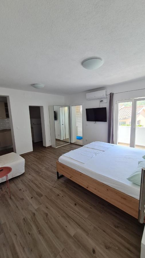 Apartmani Mlinar - Studio Apartment Grebaštica Exteriör bild